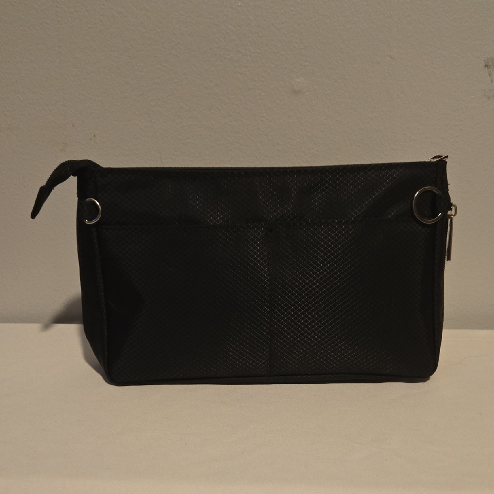 Vercord Explandable Nylon Black Minimalist Toiletry Bag with Zipper Closure